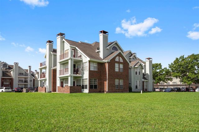 10630 Westbrae Parkway 606, Houston, TX 77031