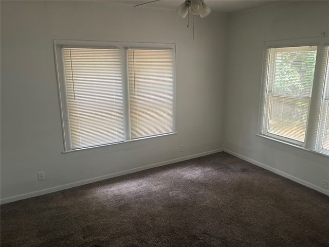 2217 Simpson Street, Paris, TX 75460
