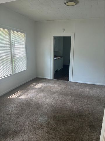 2217 Simpson Street, Paris, TX 75460