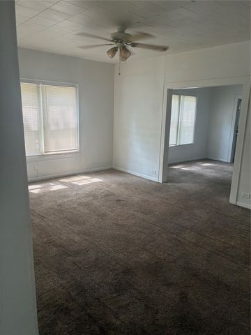 2217 Simpson Street, Paris, TX 75460