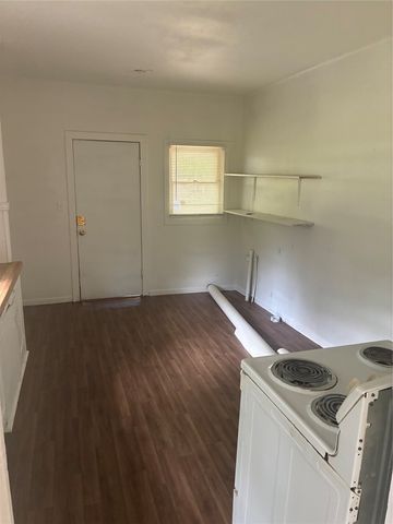2217 Simpson Street, Paris, TX 75460