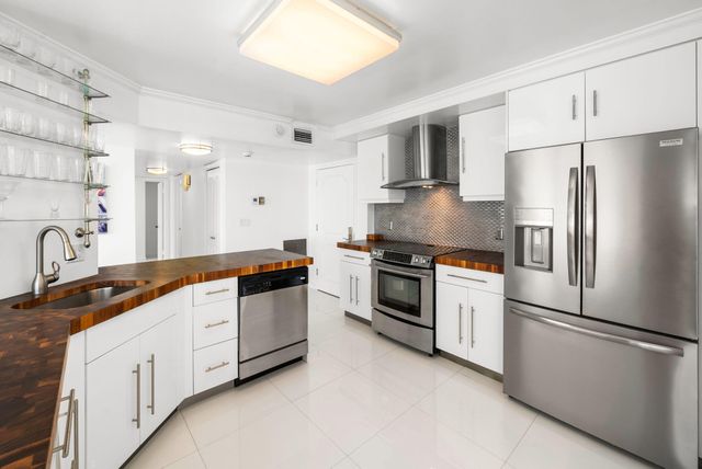 2066 N OCEAN Boulevard 2NE, Boca Raton, FL 33431