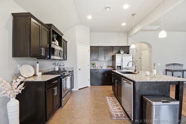 14606 E 114th Street North, Owasso, OK 74055