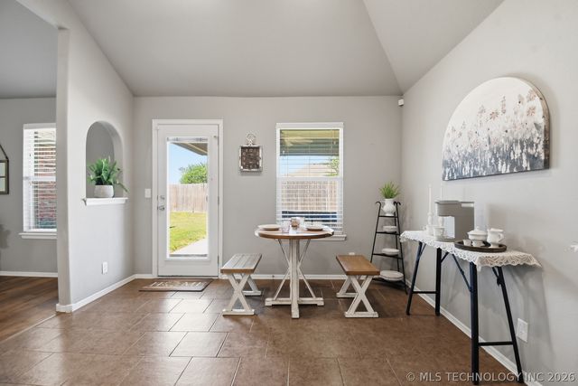 14606 E 114th Street North, Owasso, OK 74055