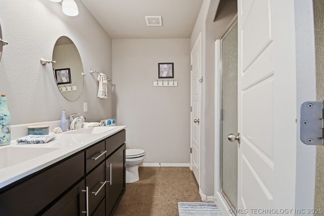 14606 E 114th Street North, Owasso, OK 74055