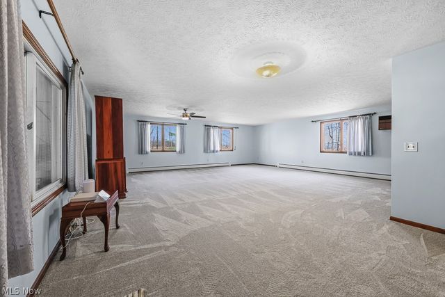 13881 Salem Church Street NE, Paris, OH 44669