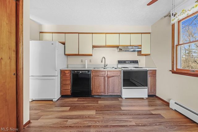 13881 Salem Church Street NE, Paris, OH 44669