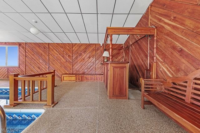 13881 Salem Church Street NE, Paris, OH 44669