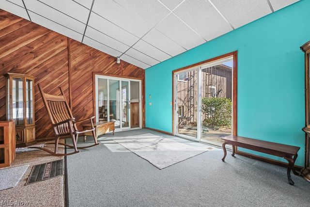 13881 Salem Church Street NE, Paris, OH 44669