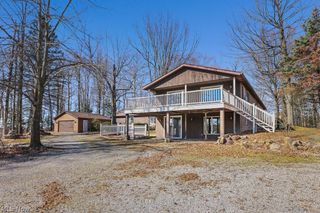 13881 Salem Church Street NE, Paris, OH 44669