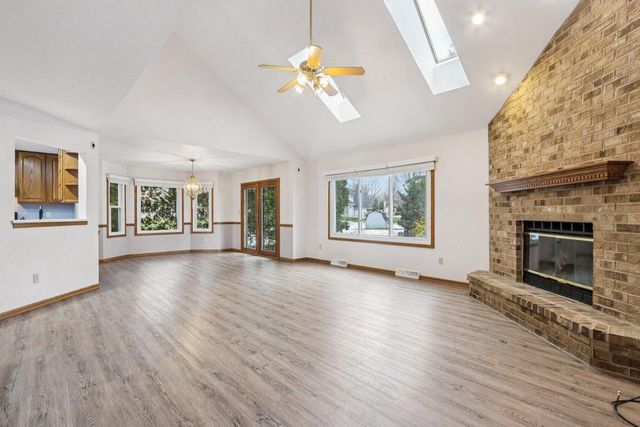 W199S8618 Woods ROAD, Muskego, WI 53150