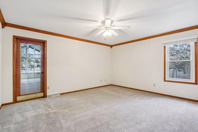 W199S8618 Woods ROAD, Muskego, WI 53150