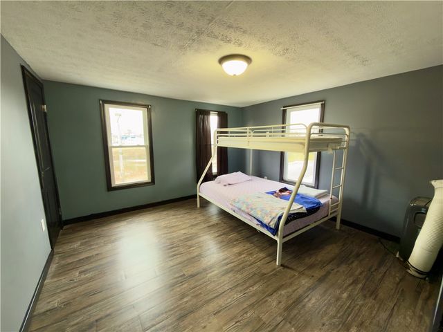 2 Elm Street, Lyons, NY 14489