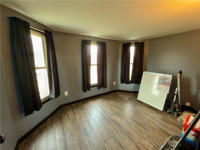 2 Elm Street, Lyons, NY 14489