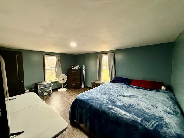 2 Elm Street, Lyons, NY 14489