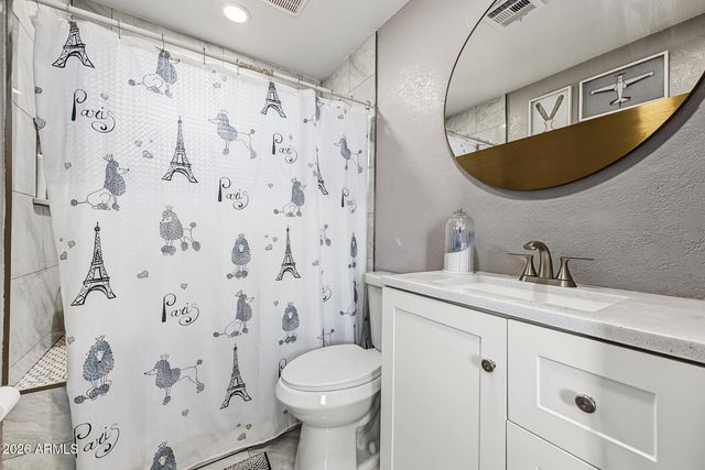 6702 N 60TH Avenue, Glendale, AZ 85301