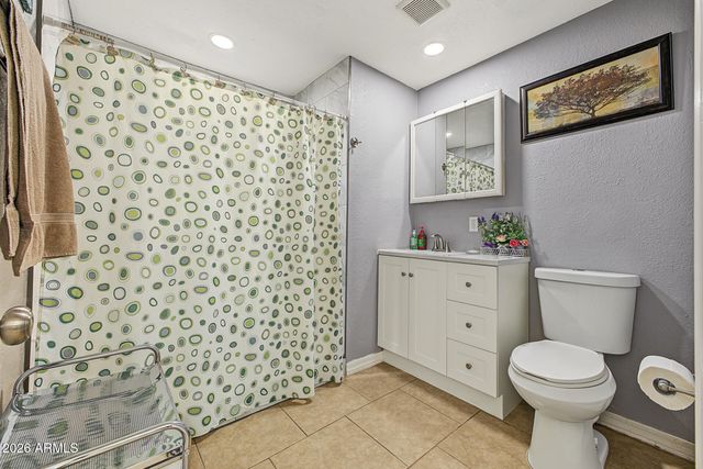 6702 N 60TH Avenue, Glendale, AZ 85301