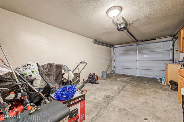 6702 N 60TH Avenue, Glendale, AZ 85301