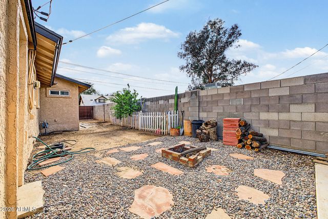 6702 N 60TH Avenue, Glendale, AZ 85301
