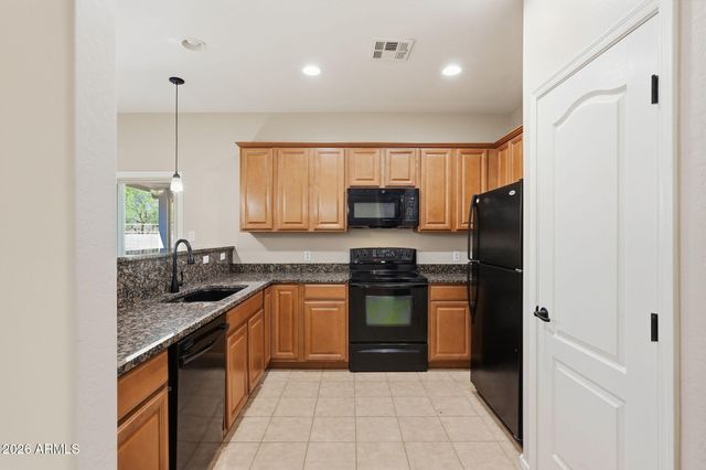 8804 W PERSHING Avenue, Peoria, AZ 85381