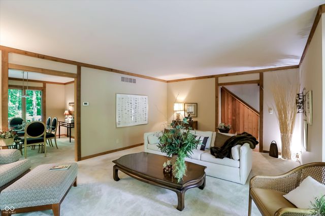 100 Spring Drive, Zionsville, IN 46077
