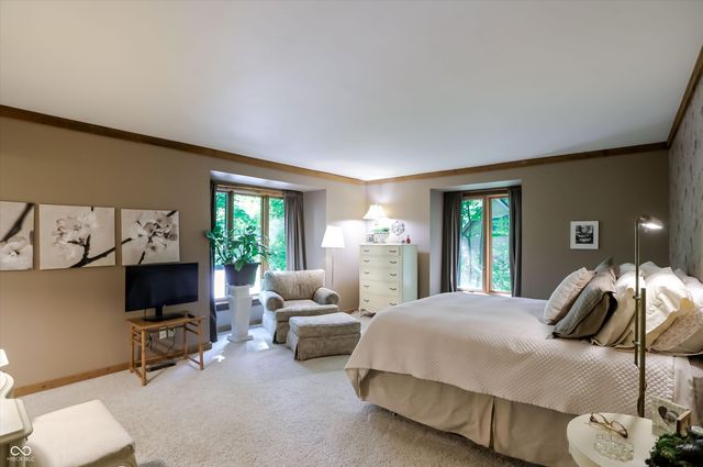 100 Spring Drive, Zionsville, IN 46077