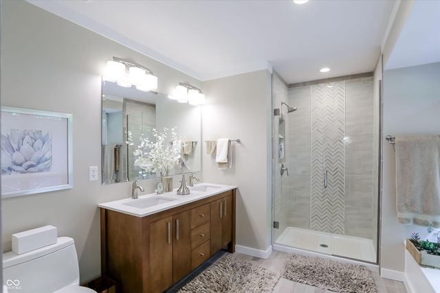 100 Spring Drive, Zionsville, IN 46077