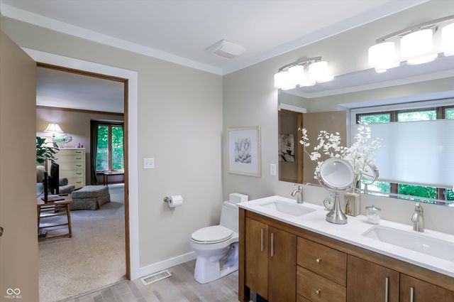 100 Spring Drive, Zionsville, IN 46077