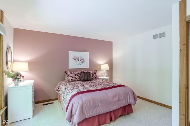 100 Spring Drive, Zionsville, IN 46077