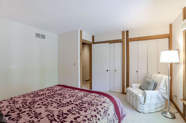 100 Spring Drive, Zionsville, IN 46077