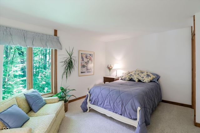 100 Spring Drive, Zionsville, IN 46077