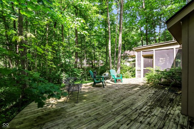 100 Spring Drive, Zionsville, IN 46077