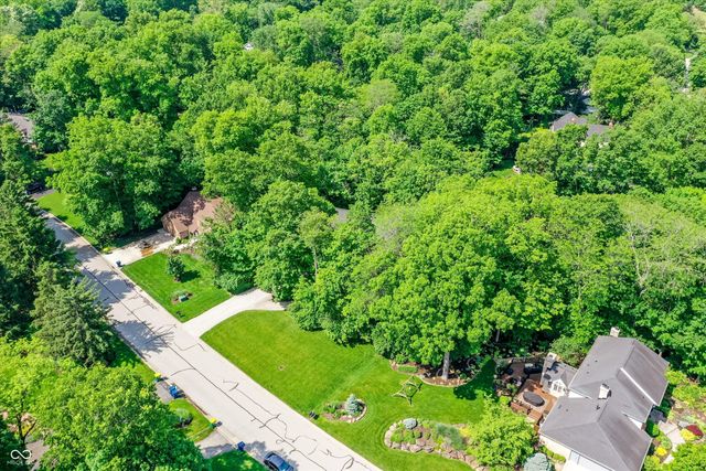 100 Spring Drive, Zionsville, IN 46077