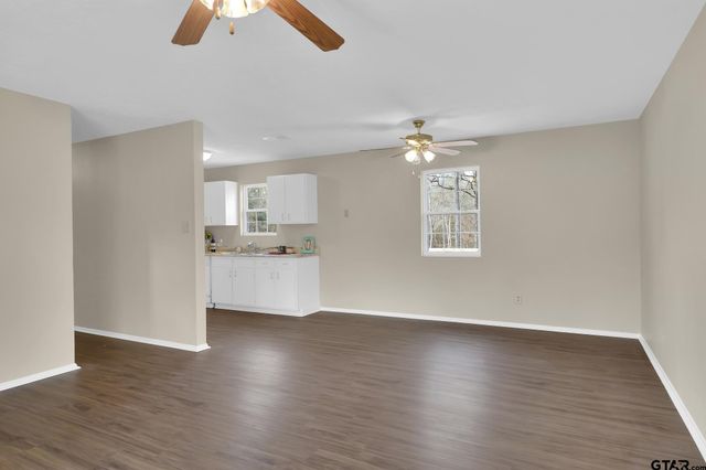 11834 Groundhog Road, Gilmer, TX 75644