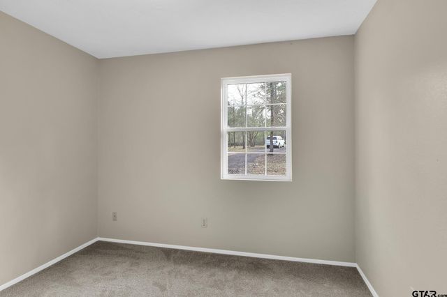11834 Groundhog Road, Gilmer, TX 75644