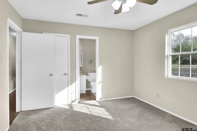 11834 Groundhog Road, Gilmer, TX 75644