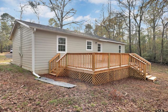 11834 Groundhog Road, Gilmer, TX 75644