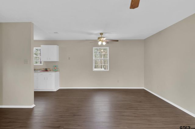 11834 Groundhog Road, Gilmer, TX 75644