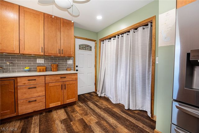 112 Thompson Avenue, New Concord, OH 43762