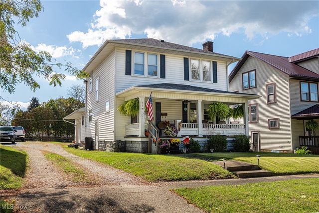 112 Thompson Avenue, New Concord, OH 43762