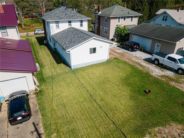 112 Thompson Avenue, New Concord, OH 43762