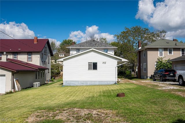 112 Thompson Avenue, New Concord, OH 43762