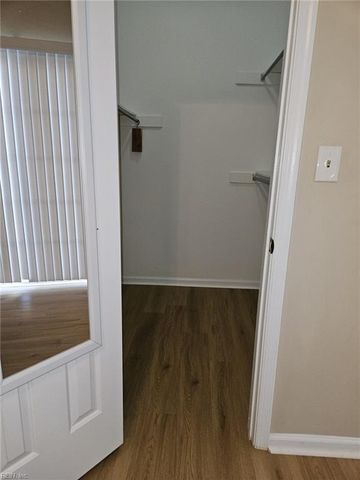 938 Willow PT, Newport News, VA 23602