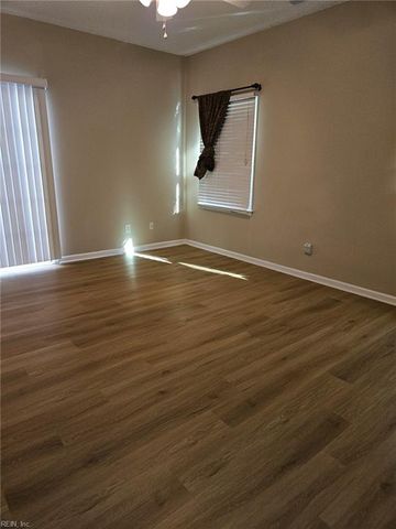 938 Willow PT, Newport News, VA 23602