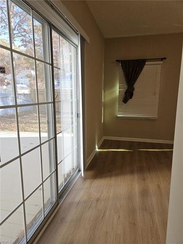 938 Willow PT, Newport News, VA 23602