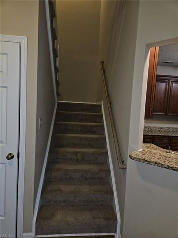 938 Willow PT, Newport News, VA 23602