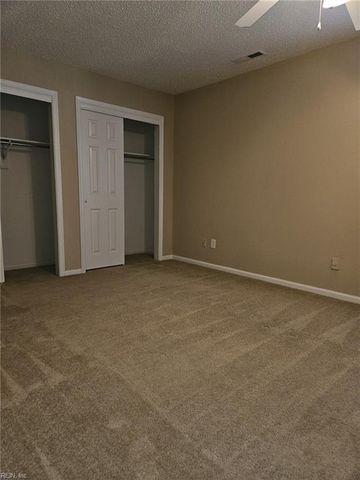 938 Willow PT, Newport News, VA 23602