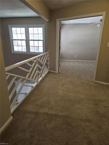 938 Willow PT, Newport News, VA 23602