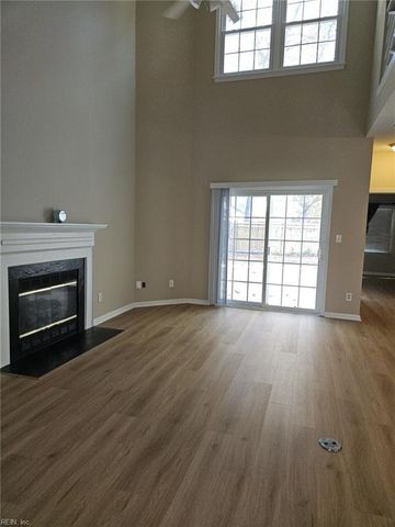 938 Willow PT, Newport News, VA 23602