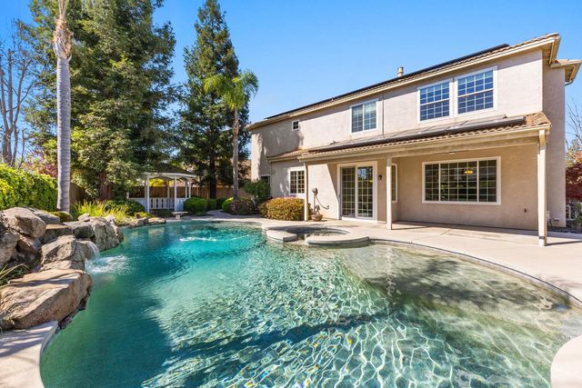 2719 E Spice Way, Fresno, CA 93720